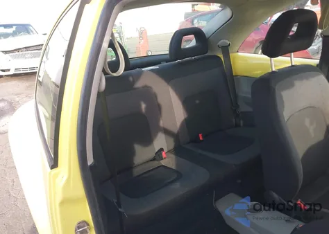 1999 Volkswagen New Beetle Gl z USA, uszkodzony, nr VIN 3VWBA21C9XM448641